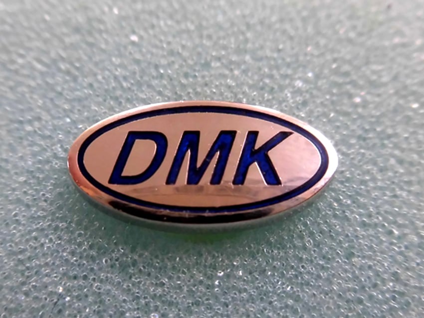 DMK様